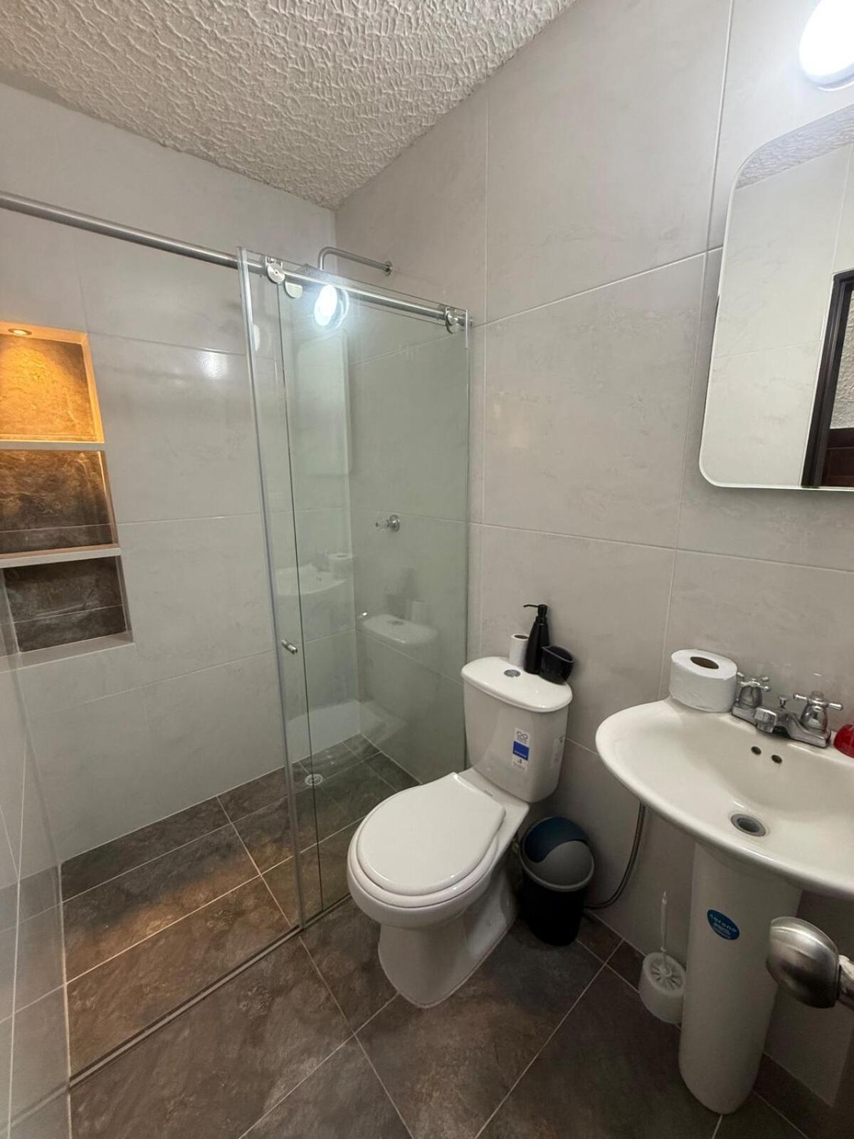 Hermosa Habitacion A Una Cuadra Del Ventura Plaza 3 Cúcuta Extérieur photo